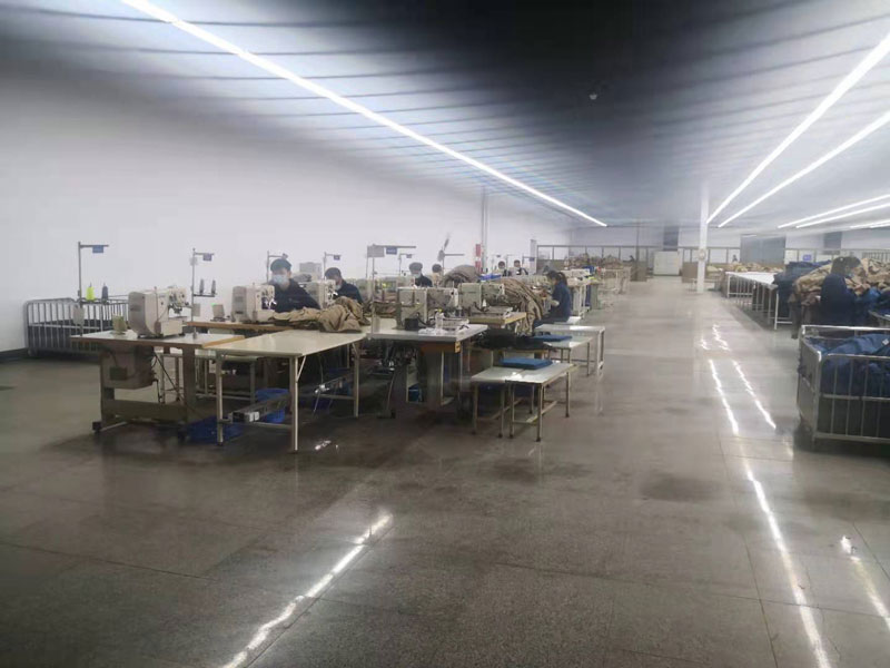 褲子生產(chǎn)現(xiàn)場